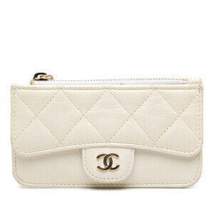 CHANEL Authentic White Caviar Leather Logo Wallet